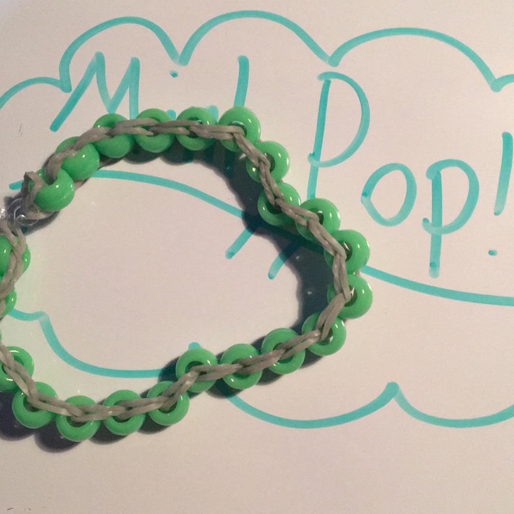 Green beads with grey band